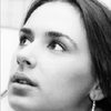 Isabelle Mantero as Laura