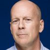 Bruce Willis as Leo (uncredited)