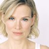 Melinda Page Hamilton as Amy