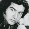 Alan Lake as Giles