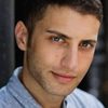 Max Rhyser as Taylor Shapiro