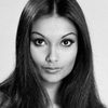 Shakira Caine as Roxanne
