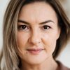 Ioana Flora as Mariana