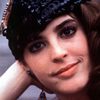 Jodi Thelen as Linda