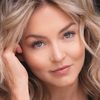 Angelique Boyer as Chica Francesa