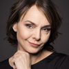 Elina Reinold as Susumu (voice)