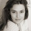 Lisa Bor as Mitra