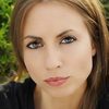 Danielle Donahue as Daisy
