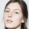 Louise Chevillotte as Olivia