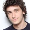 Guilherme Prates as Dante