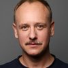John Sanders as Prof. Mabon
