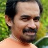 Eduwart Manalu as Mr. Mahmud