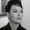 Linda Sini as Zia Lidia