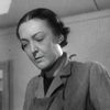 Annie Carriel as Une locataire
