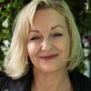 Christine Tremarco as Lisa Unsworth