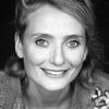 Élise Diamant as La mère de Juliette