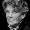 Halina Gryglaszewska as La Tante