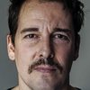 Felix Kramer as Markus Bach