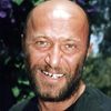 Coşkun Göğen as Paten Kayan Adam