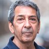 Roshan Seth as Anwar Jamal Kidwai