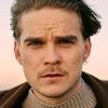 Marco Ilsø as Simon