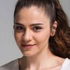 Irmak Örnek as Aylin