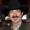 Kix Brooks as Arthur Wellerson