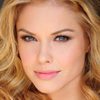 Stephanie Bennett as Jaclyn