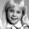 Natalie Gregory as Gillian