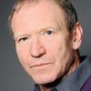 Xavier Maly as Luc Dumontet