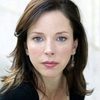 Elissa Piszel as Karin