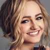 Sophie Reynolds as Cammie