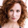 Carrie-Lynn Neales as Chloe Daniels