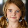 Anabelle Holloway