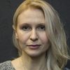 Mari Abel as Zinaida