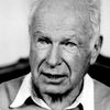 Peter Brook as Self - Filmmaker