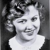 Camilla Spira as Juwelen-Anna