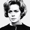 Montserrat Julió as Adela