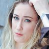 Jessica Copeland as Vicky (as Jessica Piervicenti)