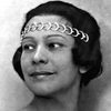 Tilla Durieux as Fünf Gehirne und Scheckbücher