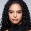 Milcania Diaz-Rojas as Mia