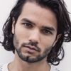 Mingus Dagelet as Fietskoerier Younes
