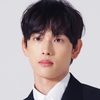 Yim Si-wan as Serenade Man