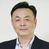 Cao Yi as Bei Weiwei's Father