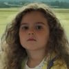 Alexa GyÖrgy as Young Girl on Train