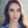 Louisa Erlich as Leah
