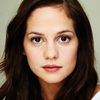 Melanie Zanetti as Julia