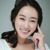Kim Yoon-ji as Dermatologist