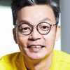 Mark Lee as Lee Ah Tau