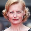 Anastasia Hille as Gillian